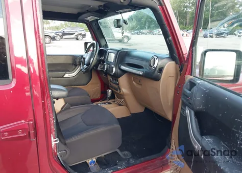 2013 Jeep Wrangler Unlimited Sahara из США, поврежденный, VIN 1C4BJWEG0DL517835